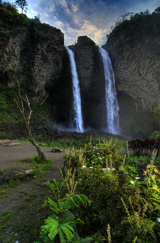 nature landscape waterfall ecuador nikon scenery tokina1224 jungle baños d300 phototour mantodelanovia