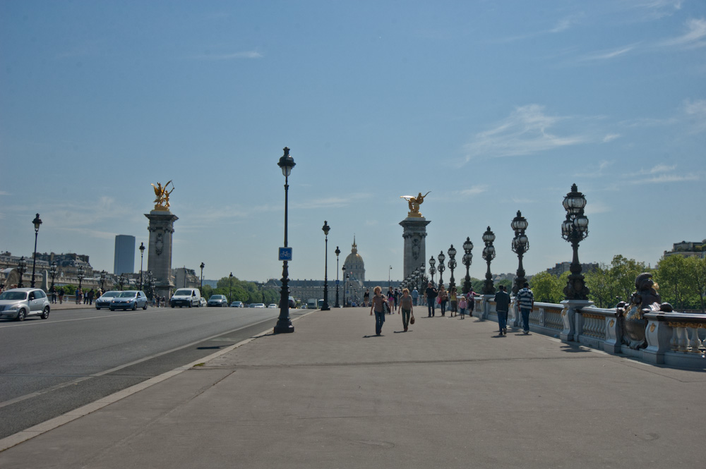 El Puente Alejandro III en París