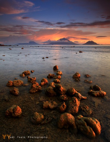 sunset beach indonesia maluku saria moluccas halmahera northmoluccas malukuutara yadiyasinfotografernet yadiyasinphotography