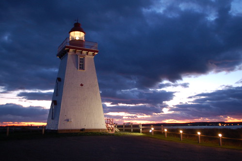 sunset lighthouse canada princeedwardisland souris pei