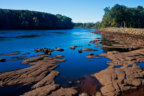 trees reflection nature water river georgia landscape rocks westpoint week40 chattahoocheeriver troupcounty thesussman westpointdam themelandscape sonyalphadslra550 project36612011 52of2011