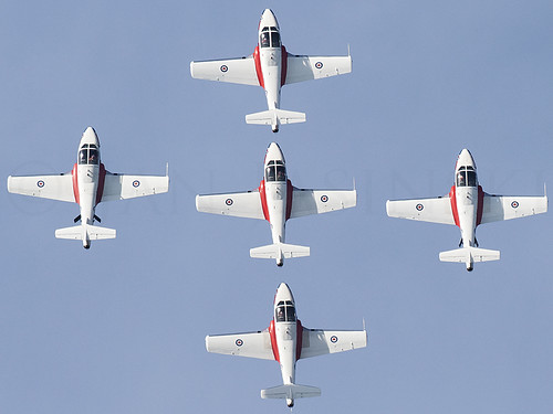lens flying formation dslr snowbirds canonrebelxs ct144tutor canon500f4lis gatineauairshow2011
