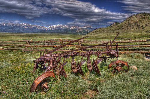 ranch mountain fence landscape photo rust colorado image farm picture hdr flyinghorse bridgepix 201107