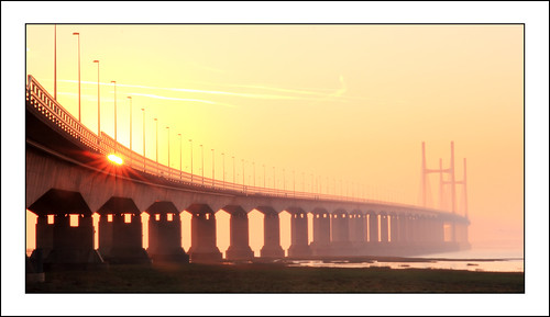 morning bridge wales sunrise river dawn severn riversevern rays severnbridge monmouthshire secondseverncrossing caldicot