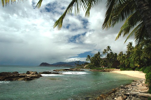 sky beach clouds hawaii nikond70 palm palmtree coastline naturesgallery vanagram hawaiisep2011