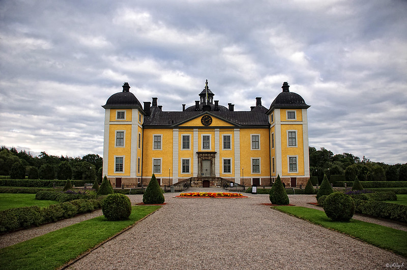 Znalezione obrazy dla zapytania strömsholm palace