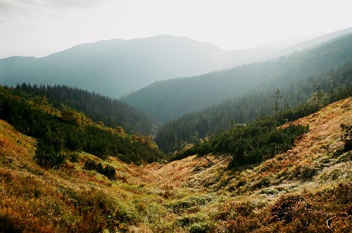 autumn mountains fall colors 35mm canon fujifilm slovakia analogue