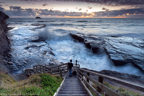 ocean light sunset sea newzealand sky cloud seascape colour art nature water clouds landscape rocks waves mood photographer auckland nz westcoast aotearoa ginandtonic muriwai copyrighted wildwestcoast pleasedonotusewithoutmypermission 5dmkii markemiraliphotography