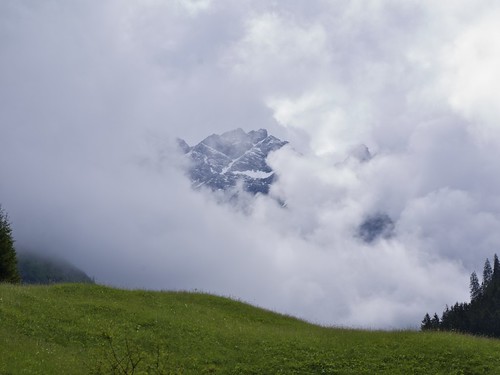mountain grass clouds wolken berge alpen oberstdorf