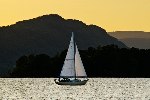 sunset seascape sailboat river evening boat twilight sundown dusk hills hudsonriver gloaming ossining
