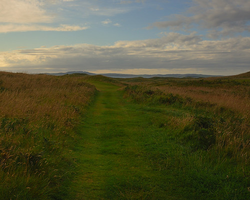 sky grass clouds scotland nikon argyll islay golfcourse hebrides 24120vr machrie d700