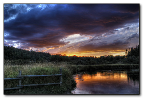sunset colors clouds reflections washington spokane littlespokaneriver