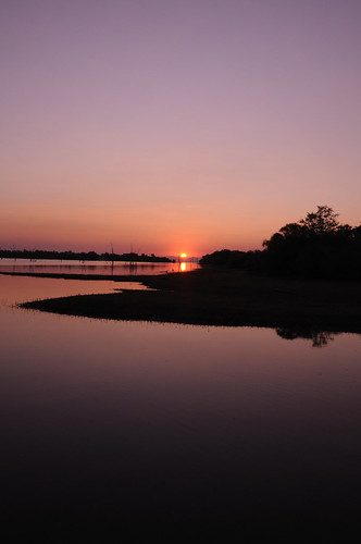 reflection silhouette sunrise landscape dawn nikon zimbabwe lakekariba d90 zwe nikond90 matusadonanationalpark mashonalandwestprovince