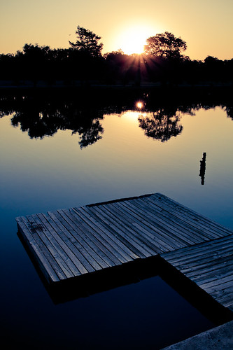 morning reflection water sunrise river fishing dock texas tx kerrville guadalupe