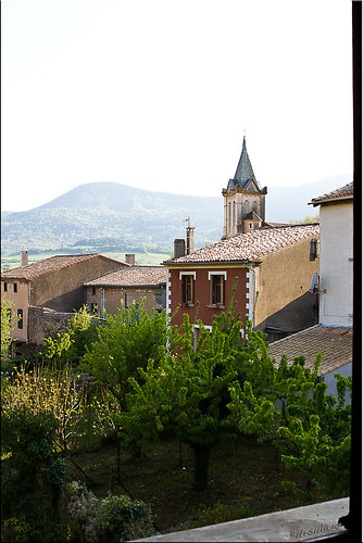 france window view pyrenees languedocrousillon cathares quillantopuivert