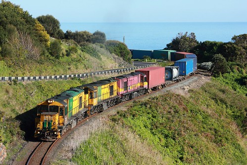 train australia tasmania z freighttrain 231 papertrain zclass tasrail 2111 no31 northwesttasmania z2111