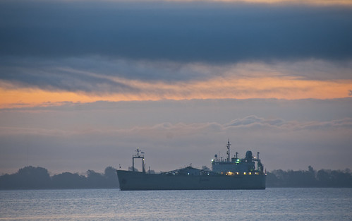 ontario sunrise dawn bath northchannel bulkcarrier anchored