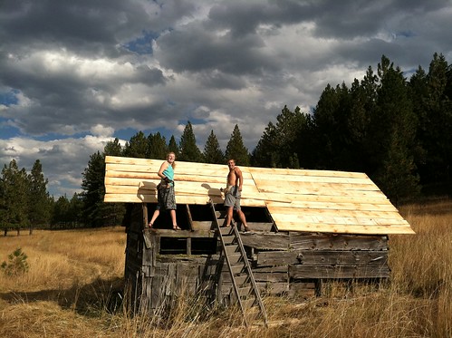 oregon cabin repair homestead pioneer carpentry roofing hannahharper josephcreek wallowacounty justinhanseth