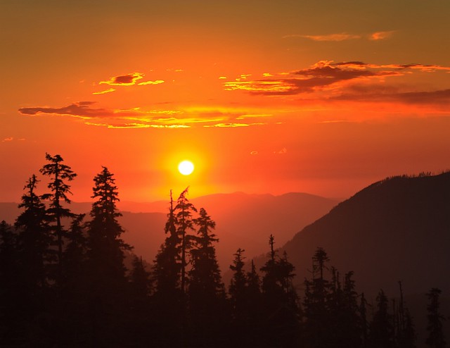 Cascade sunset east of Oakridge. | Flickr - Photo Sharing!