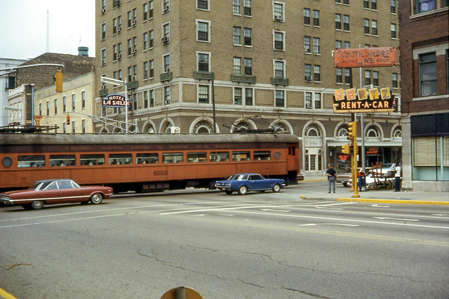 19680810 08 South Shore Line @ LaSalle & Michigan in South Bend