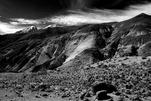 chile trip travel bw panorama moon mountains nature weather clouds canon landscape ir eos bush reisen flickr day 300d view outdoor stones altitude like atacama andes infrared botanic 20mm gps canoneos300d gravel 6000 travelgroup wikinger 2011 putre regióndetarapacá 4523t