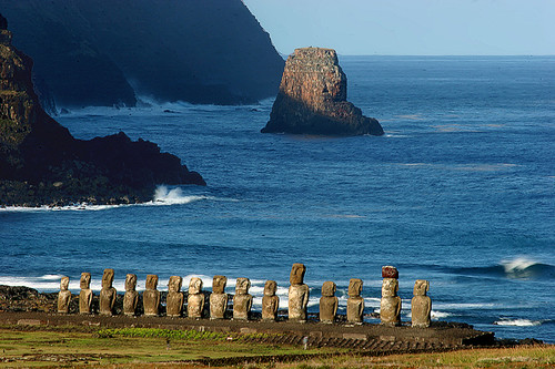 chile southpacific easterisland rapanui isladepascua ahutongariki ranoraraku