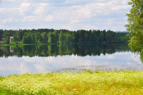 travel summer sky sunlight tourism nature water clouds reflections landscape colorful sweden scenic 2011 nikond90 nikkor18200mmf3556lens toryporter härjedalen älvros