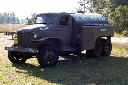 truck military wwii jimmy gas oil vehicle service gmc airfield hmv lubrication militaryvehicle cckw