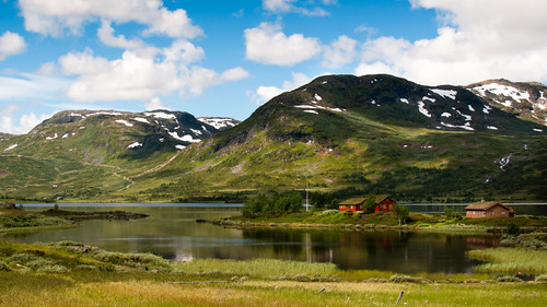 mountain lake snow norway montagne 35mm landscape nikon lac filter neige nikkor polarizer paysage hoya filtre norvège d90 sognogfjordane polarisant hoyapro1d 35mmf18g afsnikkor35mmf18gdx afs35mmf18dx