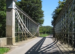 Railway Bridge - Photo of Saint-Léger-sur-Sarthe