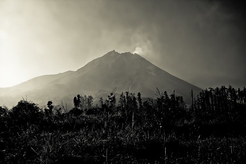 indonesia volcano java merapi volcan mountmerapi gunungmerapi