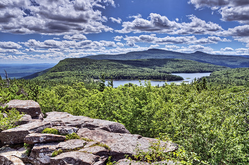 sky usa mountain lake newyork rock clouds painting huntermountain hudsonvalley southlake northlake catskillmountains hainesfalls thomascole sunsetrock jasperfranciscropsey hudsonriverschool