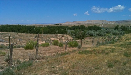 fence landscape colorado butte whiteriver co mesa sagebrush americanhistory rangely rioblancocounty riparianzone