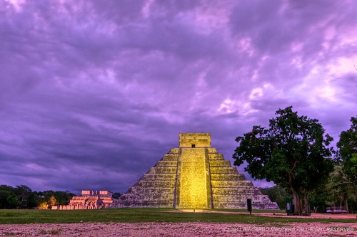 travel mexico maya teotihuacan chichenitza pyramids archeology viaggio chichen mex itza messico piramidi viaggiare mantero stockcategories arecheologia riccardomantero riccardomariamantero ljsilver71