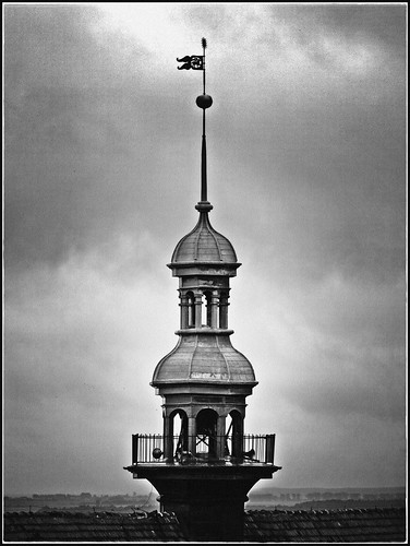 bw white black tower church dark moody cathedral poland polska katedra wieża frombork blackwhitephotos