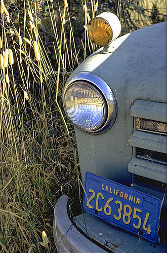 california blue light sunset orange usa field grey gris automobile antique wheat sonoma voiture bleu bumper radiator phare champ couchant californie blé radiateur antiquité carplate etatsunis parechoc throwbackthursday plaqueminéralogique 2c63854