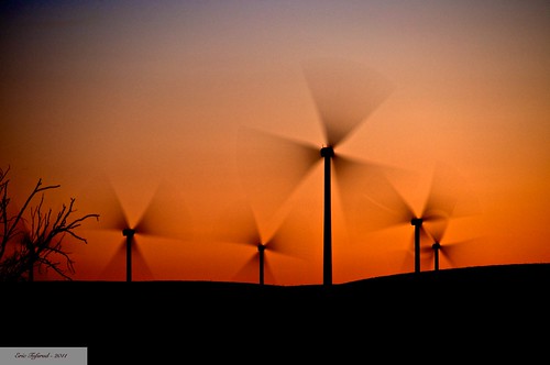 longexposure sunset windmill power blades windturbine riovista windmillfarm smud sooc sacramentophotographers greenelectricity n6oim 9682742 itsjustaroomer
