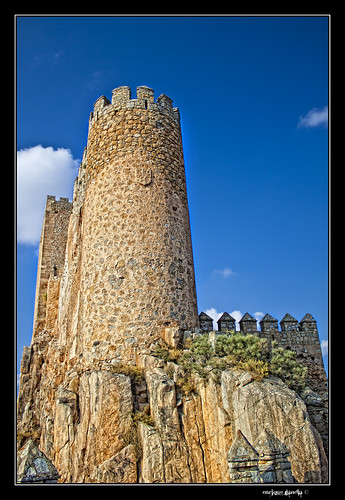 españa tree canon spain flickr arabe otoño pino muralla castillo lamancha albacete castilla 500d casttle almansa canonistas enriquegandia