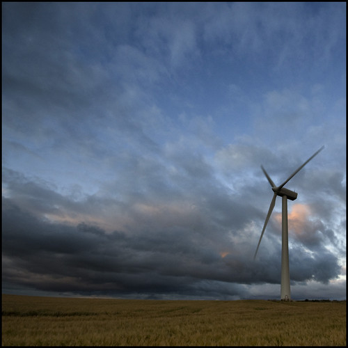 geotagged scotland nikon aberdeenshire turbine windfarm d90 windseye sigma1020 geo:lat=5741246913478662 geo:lon=2727870467651428