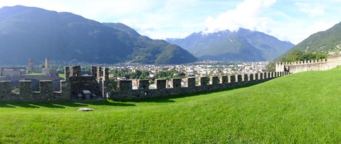 panorama castle switzerland bellinzona svizzera castello castelgrande montebello x100 castellodimontebello