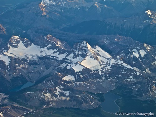mountain lake rockies flickr alpinemeadows mtassiniboine