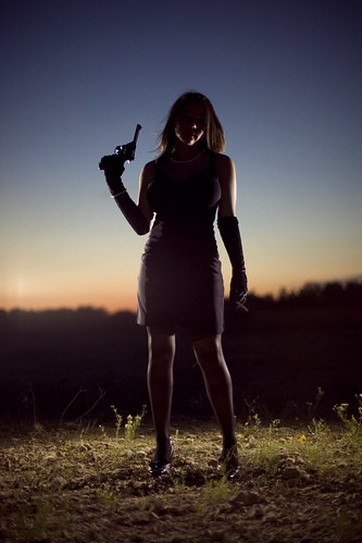 sunset sexy girl awesome badass chick weapon mean rough tough blackdress ruthless rhiannonwoodward