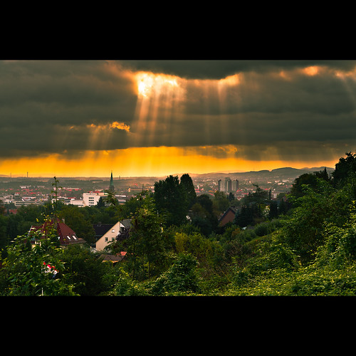 city light germany landscape 50mm nikon europe glow hometown sunrays bielefeld d7000 kolamilch mbecher marcbecher