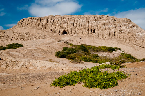 history peru archaeology digital landscape desert pyramid huaca d300 chimu steppyramid sican sicán chotuna