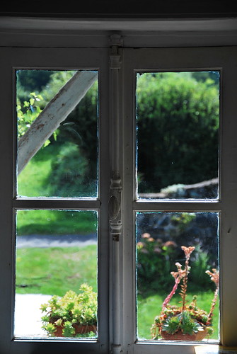summer holiday france window glass view burgundy bourgogne 2012 glazing summerholiday laplace espagnolette tramayes glazingbar clermain neilmp