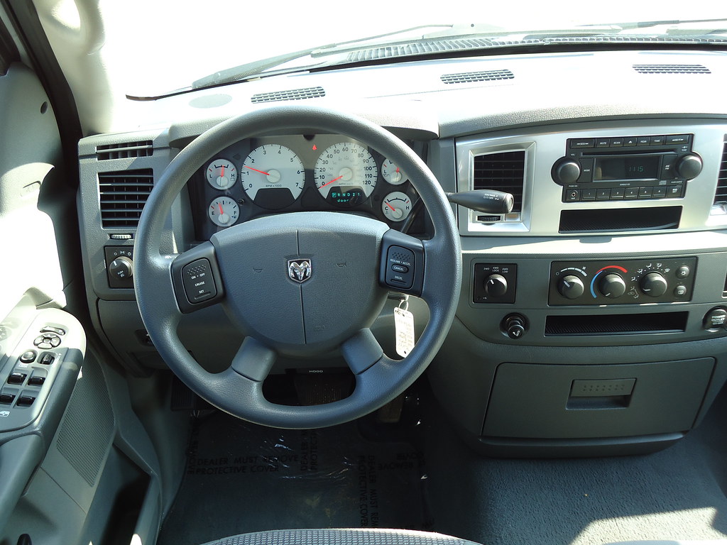 Dsc00156 2008 Dodge Ram 1500 Big Horn Quad Cab Interior