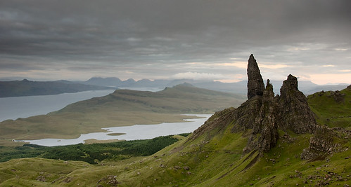 uk sunset lake mountains skye water clouds landscape scotland rocks storr thestorr theisleofskye lochlochleathan