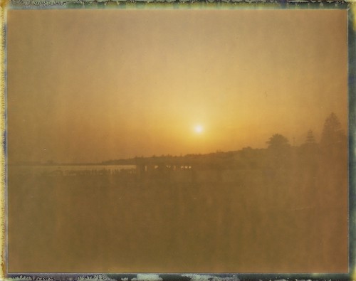 camera sunset color film oneaday analog vintage polaroid tramonto scan glossy pack automatic photoaday land instant positive expired lungomare 103 folding pictureaday packfilm peelapart type100 project365 istantanea sooc 125i flickrsicilia