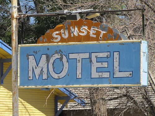 neon nevada smalltown motels metalsigns vintagesigns locklock vintagemotels