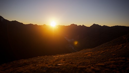 newzealand mountains landscape sunrisesunset mtaspiringnationalpark teararoa thelongpathway